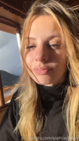 I feel innocent and cute but then when im alone I think i feel very hot-zOKvI3GF.mp4